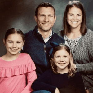 Screenshot-2024-01-29-at-7.15.14 PM-circle-8304dd28a3cbd7945e125eec11b3591c-a25utzex7khv